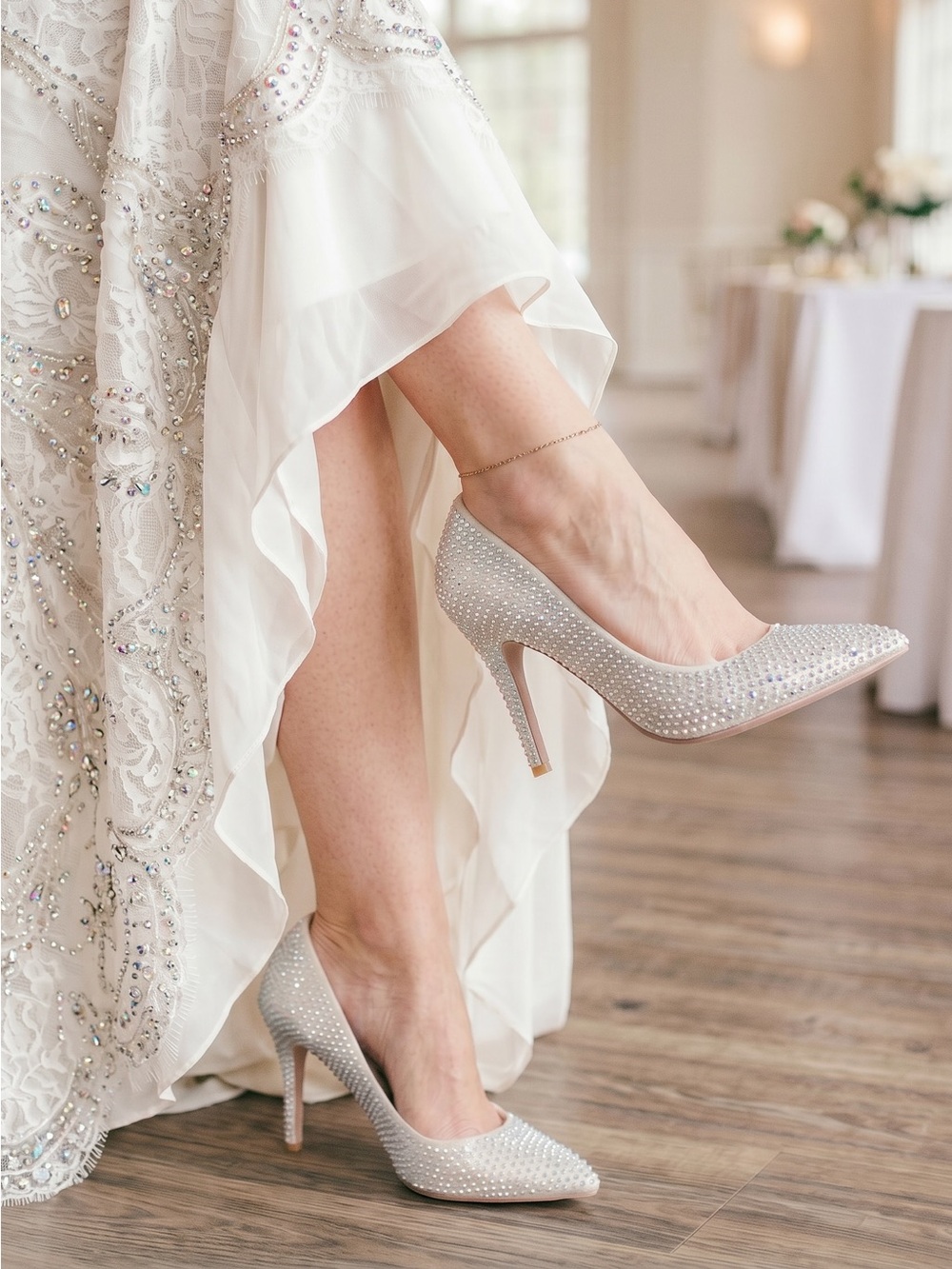 Blue by Betsey Johnson Rhinestone Bridal Wedding Heels Silver Sparkle Pumps 8.5 - Picture 2 of 14